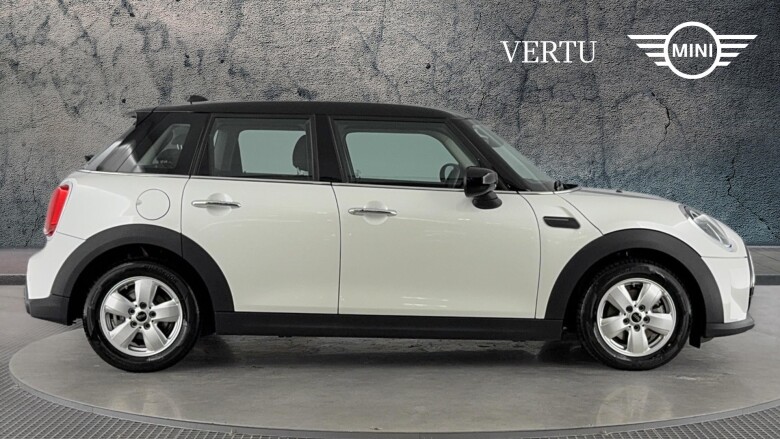 MINI Hatchback 1.5 Cooper Classic 5dr Auto Petrol Hatchback